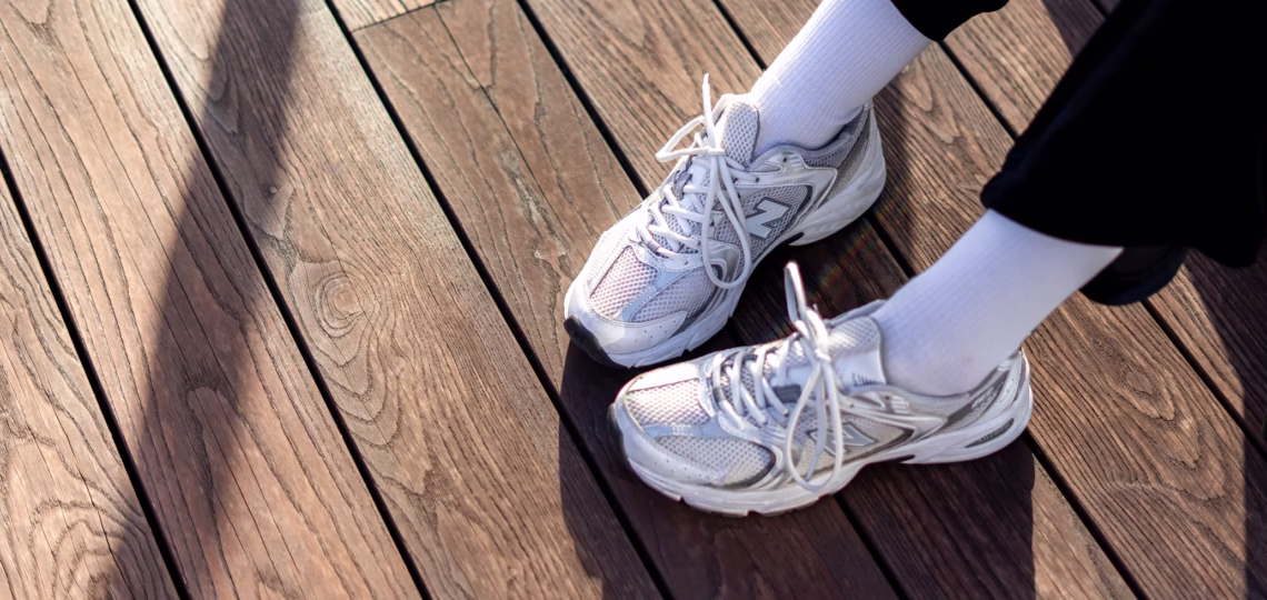 Minimalizm z charakterem. Odkryj, jak łączyć styl retro z nowoczesnością!